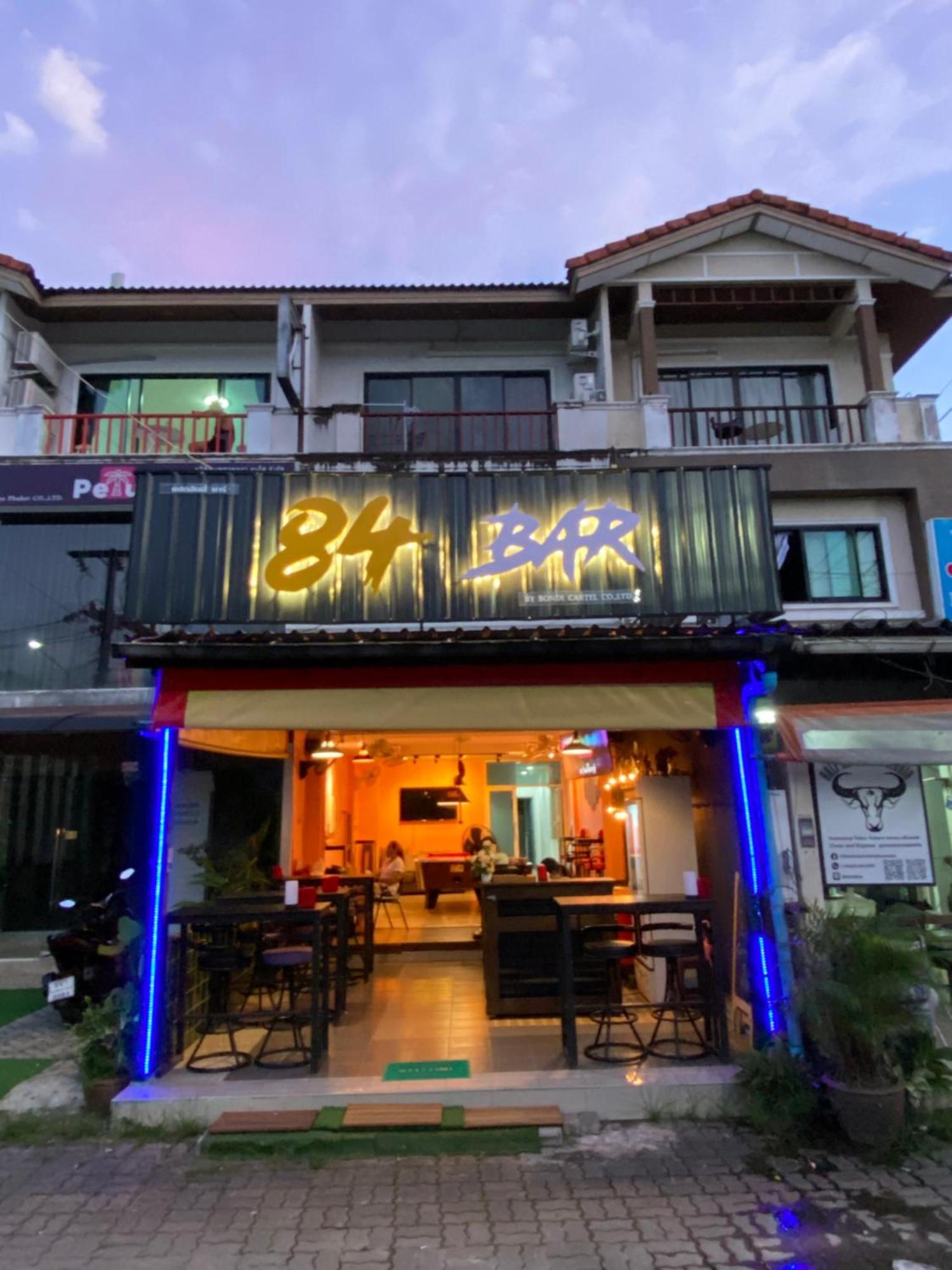 84 Bar & Guest House Kathu Exterior photo